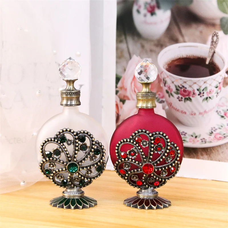 30pcs Vintage Red/Green Metal Perfume Bottle Handmade Diamond Inlay Essential Oil Bottles Refillable Attar Bottles