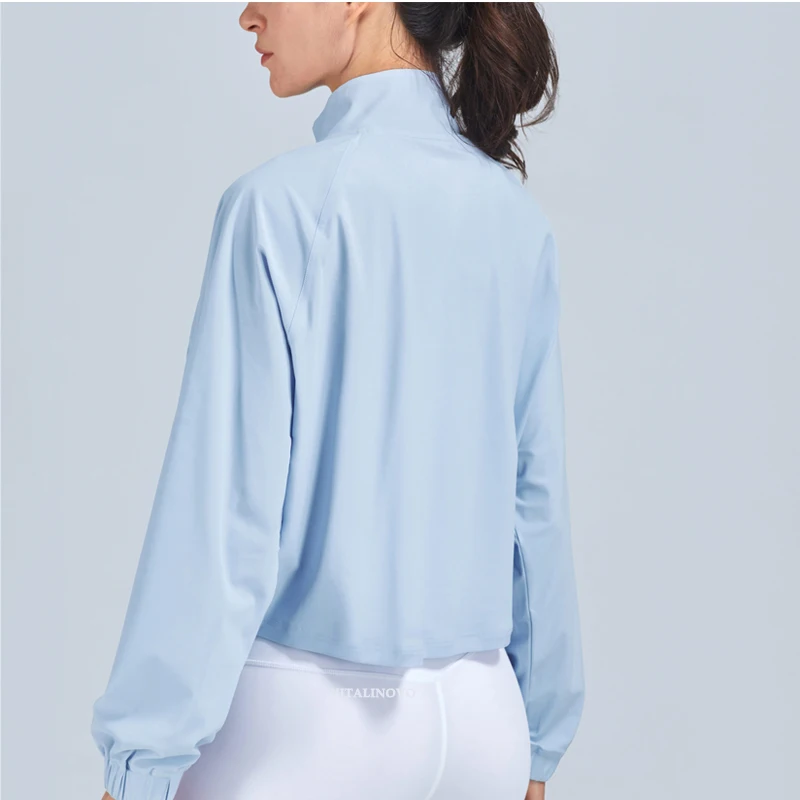 VITALINOVO Sportliche Trainingsjacke für Damen, UPF 50+, langärmelig, Sonnenschutz, leichte Hemden, kurze Jacken mit Reißverschluss, Laufen – Detail 7