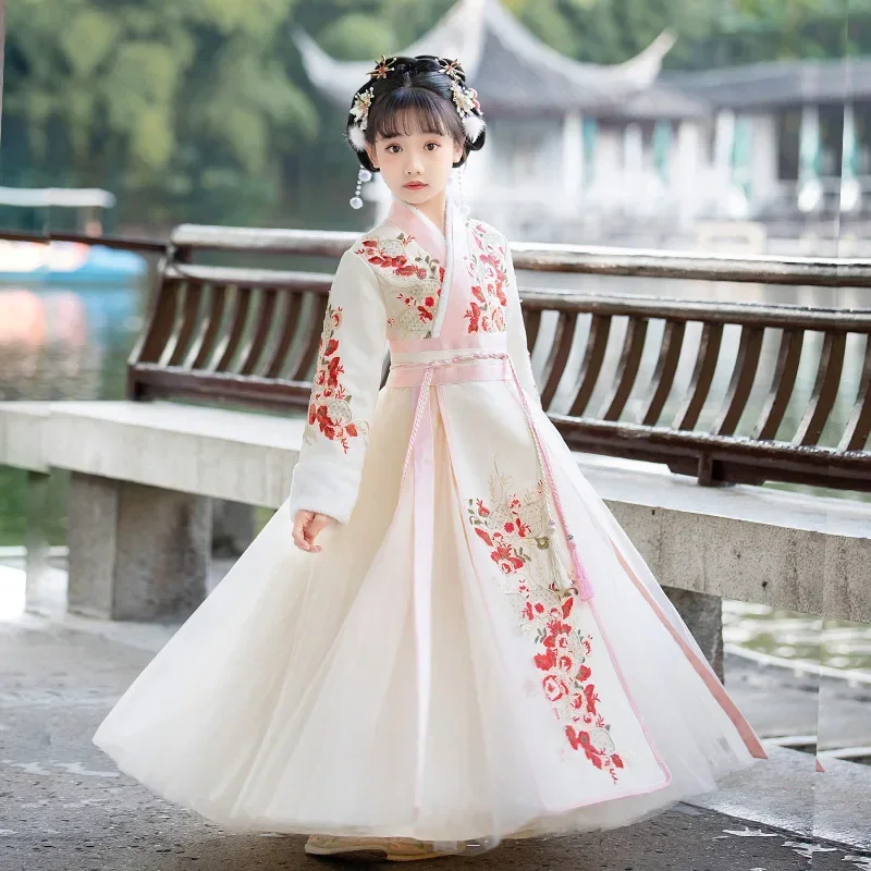 Hanfu ชุดเดรสปาร์ตี้แบบเย็บปักกำมะหยี่สำหรับเด็ก, ชุดจีนอบอุ่นสำหรับฤดูหนาวพร้อมผ้าคลุมชุดตรุษจีน