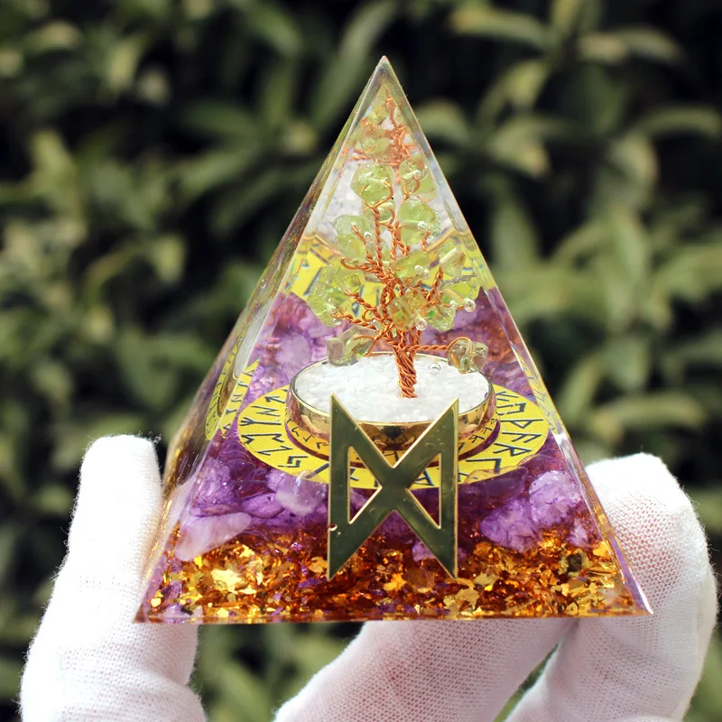 

Lun Rune Crystal Tree Crystal Crushed Stone Pyramid Ornaments Resin Drop Glue Home Handicrafts