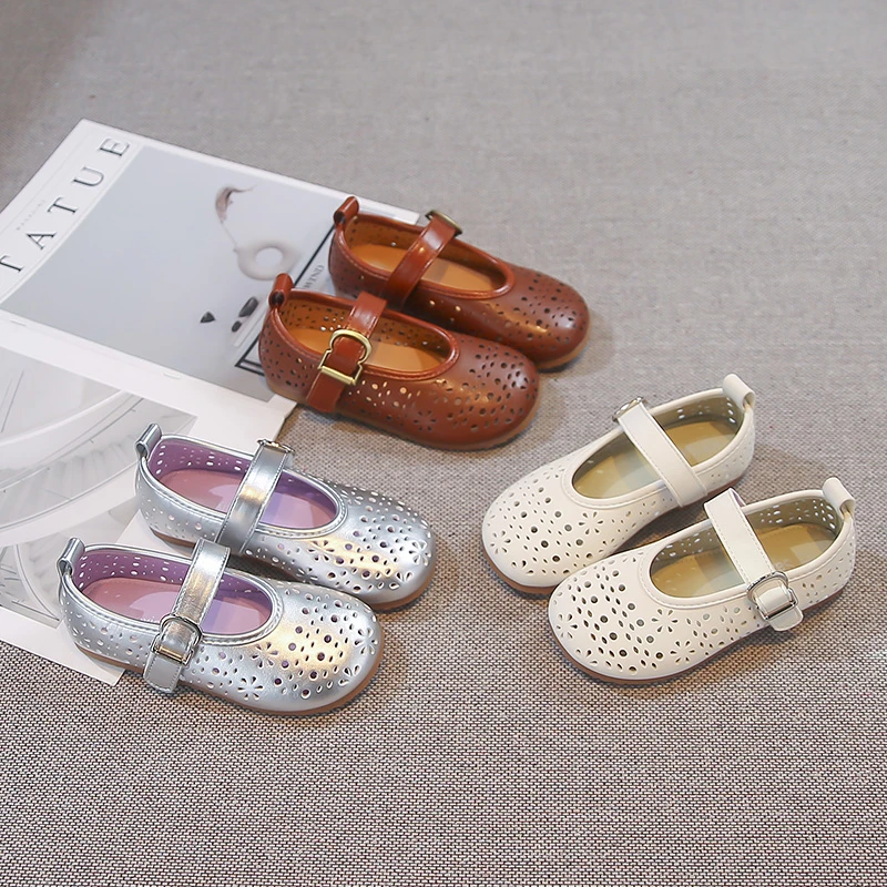 

Летние детские туфли Мэри Джейн с вырезами и перфорацией, дышащие, однотонные, на гибкой подошве, размеры 23-35
