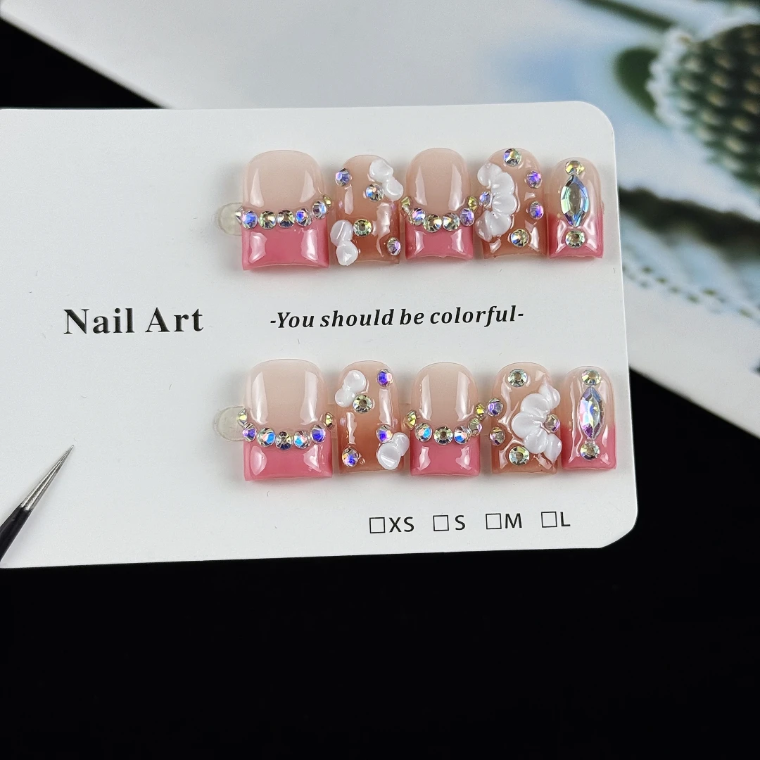 10pcs high-end Sweet girl style, hand-painted three-dimensional petals, dazzling sparkly diamonds handmade fake nails