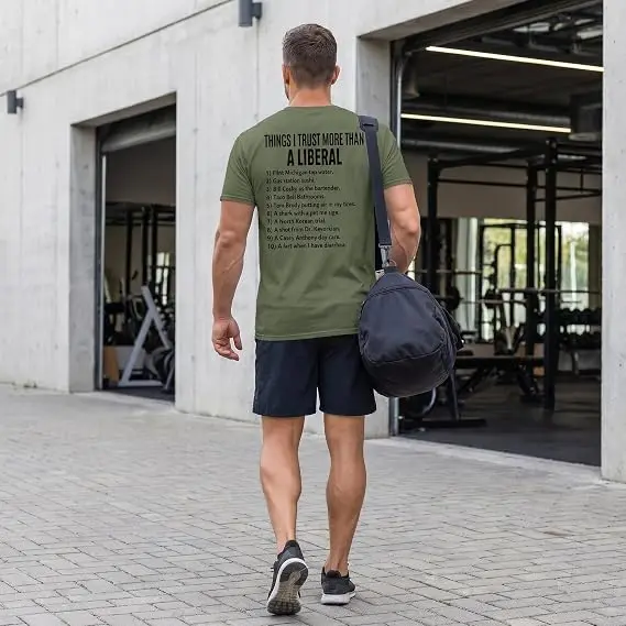 Lustiges Grafik-T-Shirt für Herren – „Things I Trust More Than A Liberal“-Design mit sarkastischem Humor, Y2k-T-Shirt mit sarkastischem Spruch, Sportkleidung – Detail 8