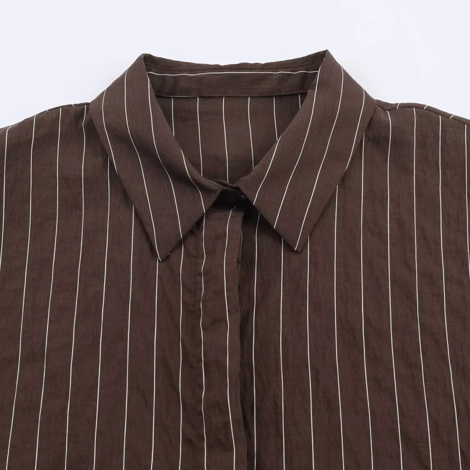 KONDALA Vintage Brązowy Pasek w Paski Damska Koszula Casual Asymetryczna Moda Jesień 2025 Koszula dla Nauczycielki Streetwear Elegancka Koszula Damska