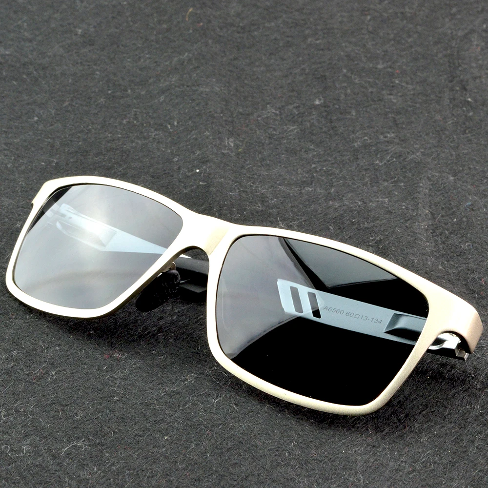 Clara Vida Silver Titanium Alloy Oversized Metal Carbon Fiber Decoration UV400 UV100% Polarized Polarized Sunglasses Sun Glasses