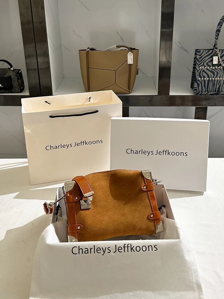 

Модная замшевая маленькая квадратная сумка 2025 года, новинка JEFFKOONS, женская сумка через плечо из мягкой кожи, повседневная сумка-бокс