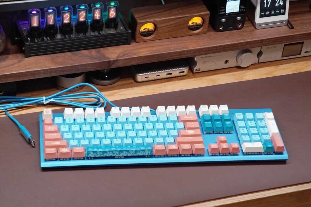 Corsair Azure Sea K60 PRO Wired Keyboard Navigation Theme CHERRY MV Switch RGB Backlight Aluminum Mechanical Gaming Keyboard