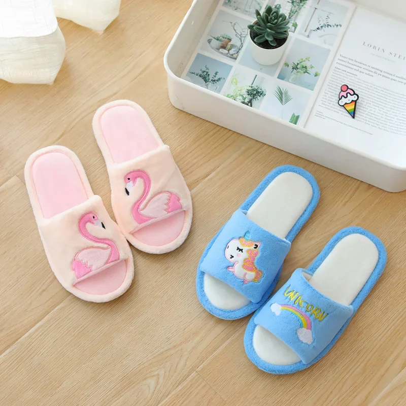 รองเท้าแตะตุ๊กตารูปนกเพนกวินน่ารักสำหรับผู้ใหญ่, ของใช้ในครัวเรือนใส่ในบ้านสำหรับฤดูใบไม้ผลิและฤดูใบไม้ร่วง