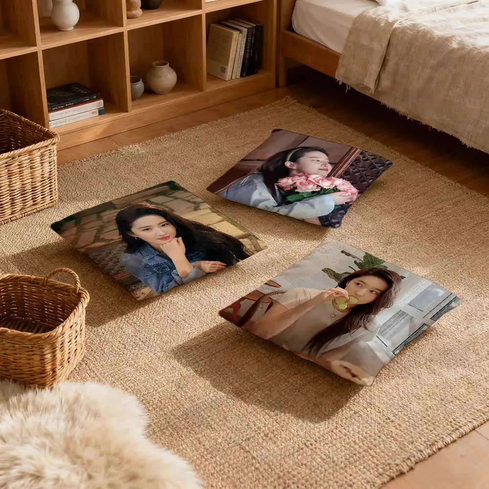 

Actress L-Liu YifeiS Pillow Case Multi sized car cushions, luxurious home sofas, decorative pillowcases