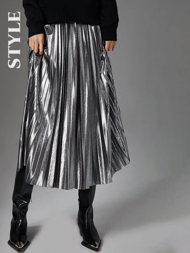 High-end Metallic Luster Skirts Women Spring/Summer New High Waist Loose Shiny Pleated Skirts Luxury Designer Mid Long Skirt