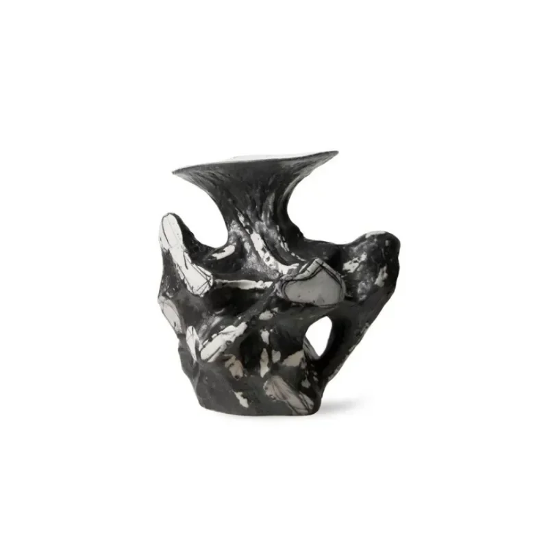 

Chinese hand-painted flower art vase