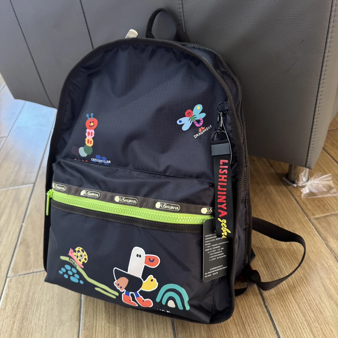 

Liijinya Du Collaborative Women's Water Bottle Bapa Casual Laptop Travel Bag Nylon Material Zipper Closure Cartoon Print