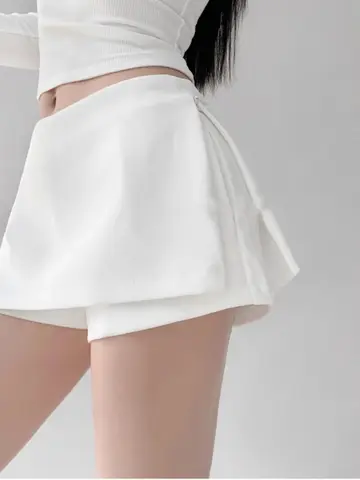 한국어 스타일 로우 허리 슬릿 정장 하프 스커트 여성 봄 2025 새로운 통근 다목적 섹시한 안티 라이트 a 라인 스커트