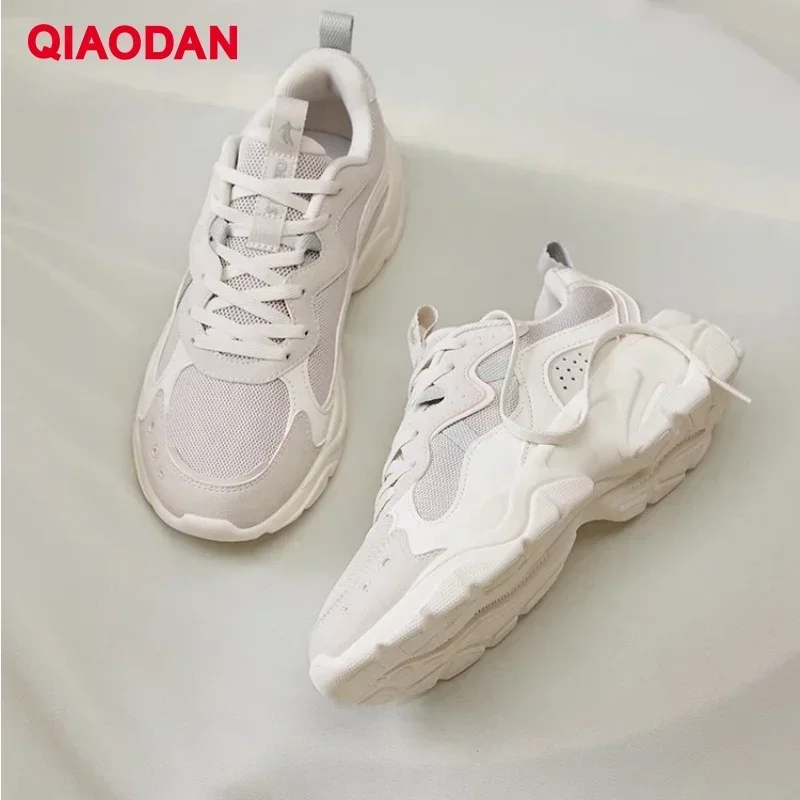 

QIAODAN Walking Shoes Women 2025 Summer New Breathable Mesh Lightweight Shock-Absorbant Casual Outdoor Women Sneakers XM26210311