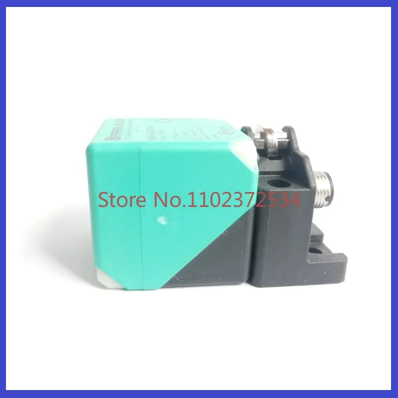 120988 square inductive sensor proximity switch NBN40-L2-E0-V1 originally imported - EO