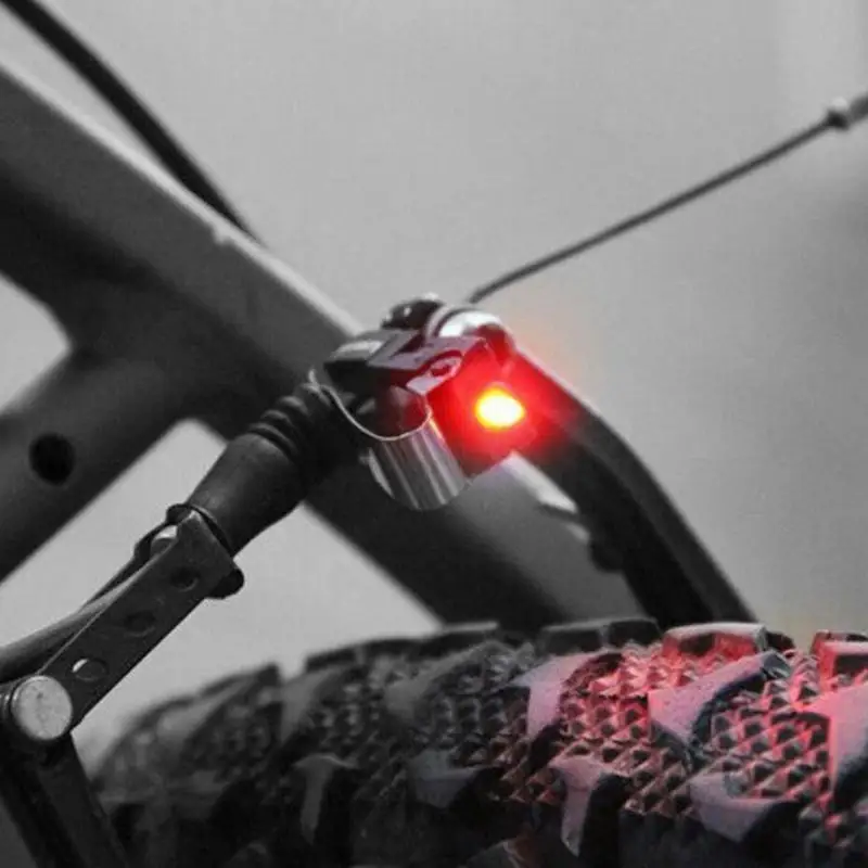 1PC Outdoor Sport Reiten Elektrische Fahrrad Taschenlampe Mountainbike Fahrrad Bremslichter Schwarz Fahrrad Zubehör Scheinwerfer Led