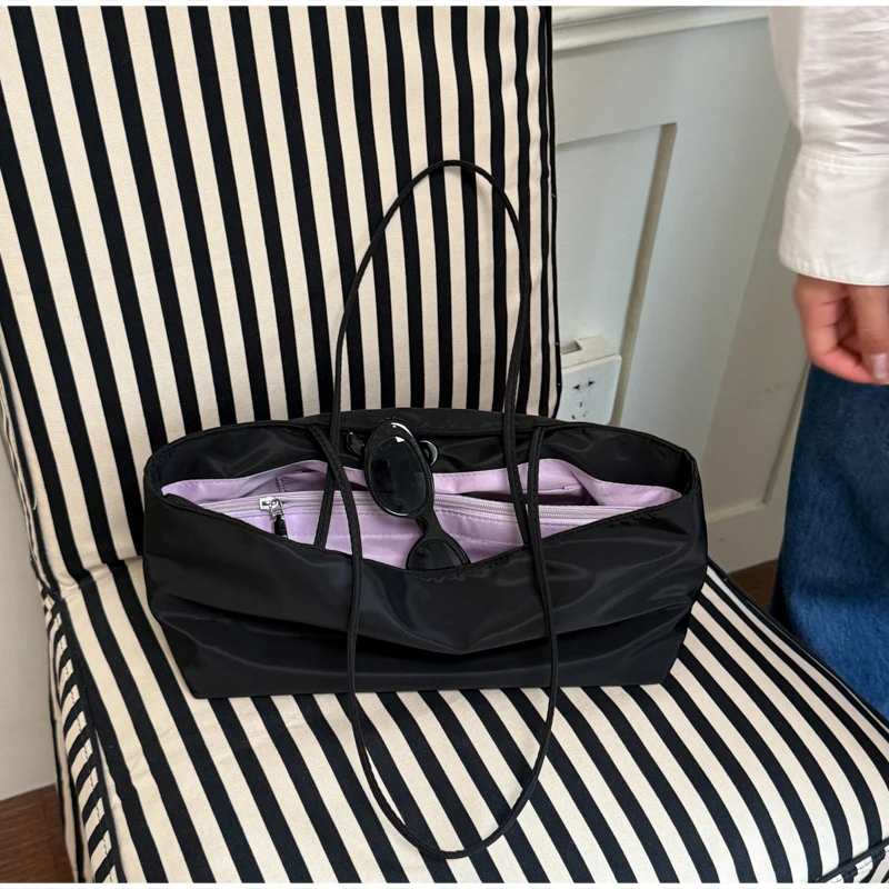 Minimalistische Nylon-Umhängetasche mit passender Handtasche, leichte, vielseitige Damen-Unterarmtasche, einfarbige Alltagstasche – Detail 12