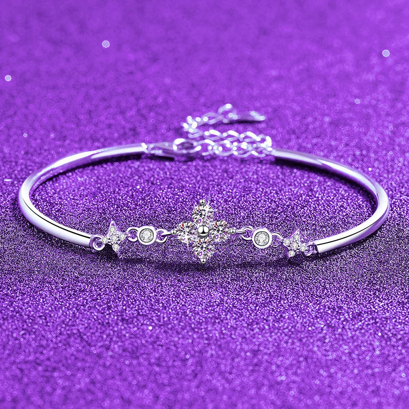 

S925 Silver White Gold Plated 0.4CT D Color Moissanite Cross Star Bracelet for Women, Exquisite Jewelry.