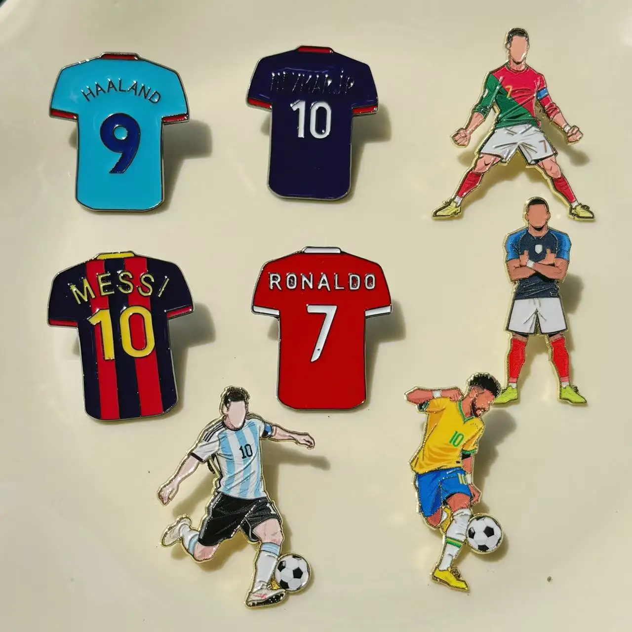4/8PCS Creative Football Enamel Pin Cool Star Professional Athletes Brooches Lapel Backpack Badge Party Jewelry Gift For Fans