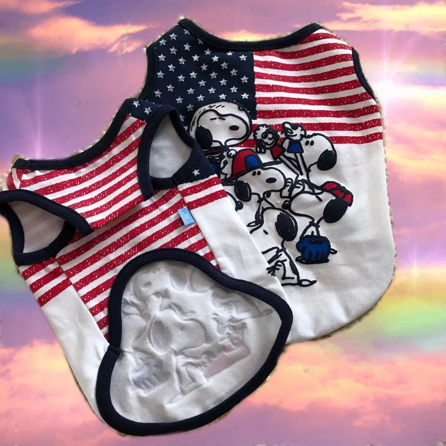 

Outerwear Home Clothes Pet Vest Snoopy summer Sleeveless T-shirt new cartoon cute New Pet Dog Clothes Short sleeve