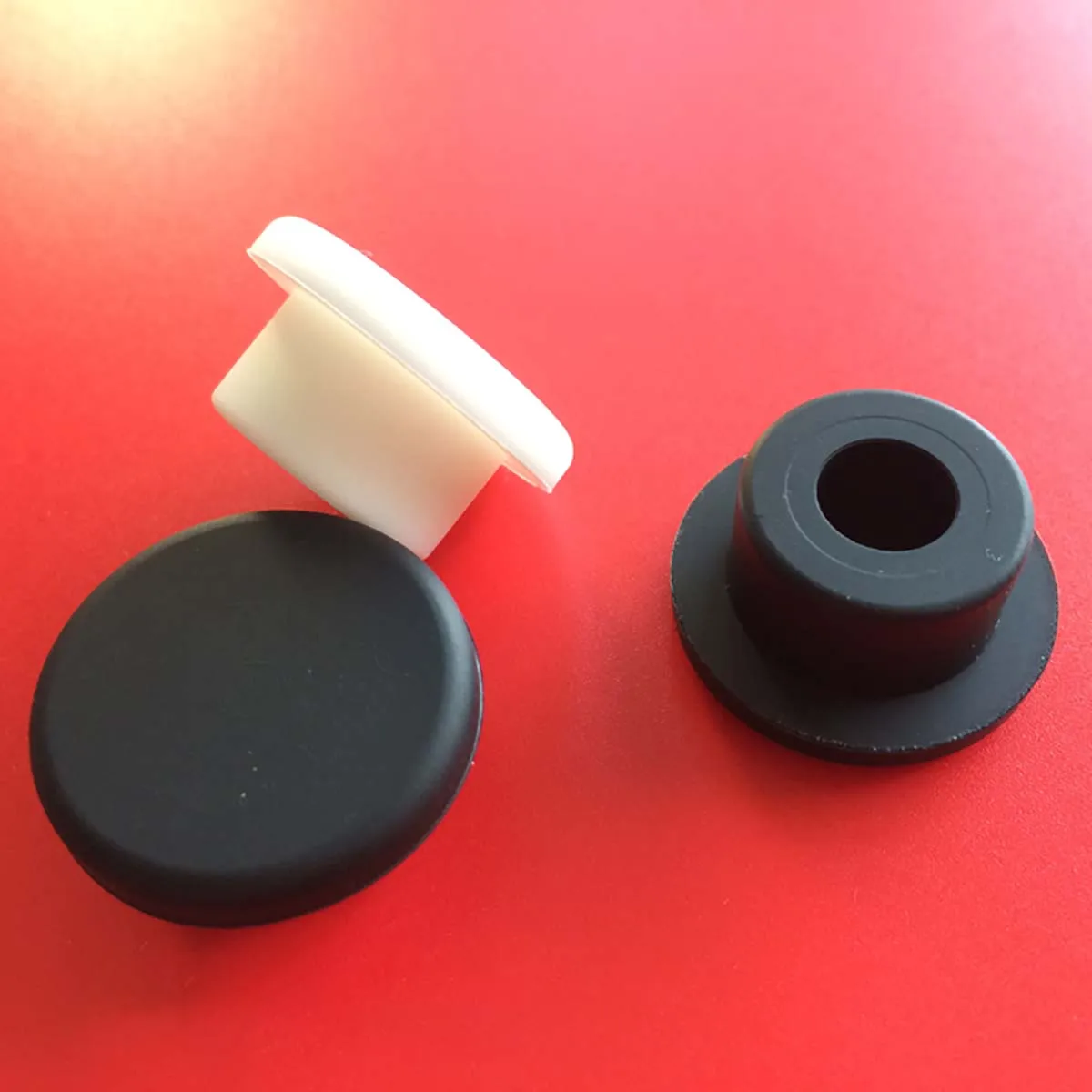 

4pcs 9-19mm Solid / Partly Hollow T-type Plug Cover Silicone Rubber Hole Caps Snap-on Gasket Seal Stopper Waterproof Plug