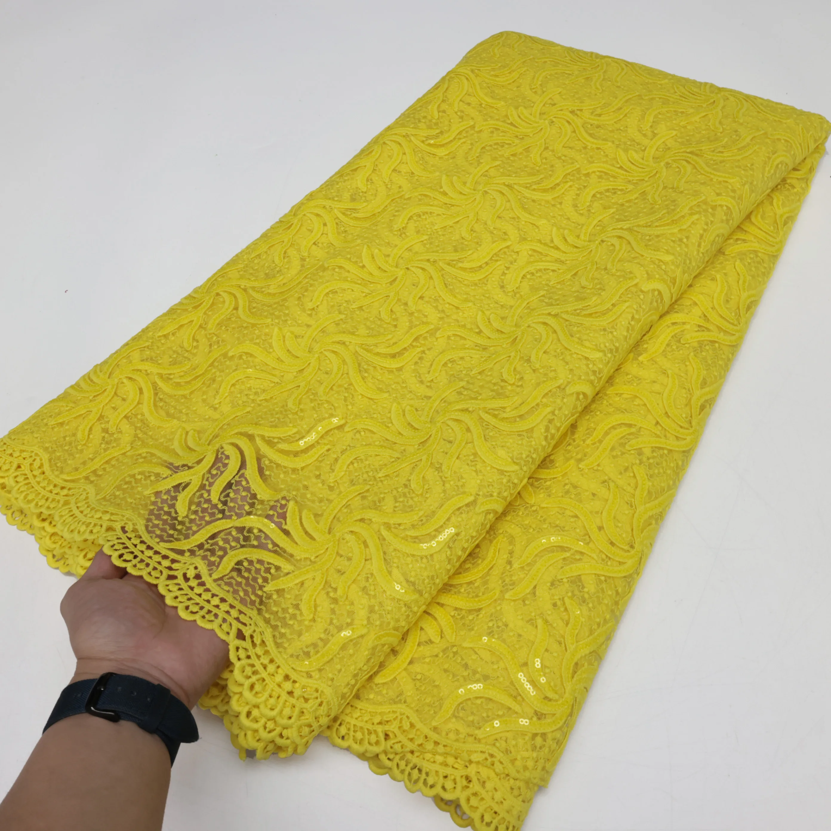 Fashion Yellow Nigerian Lace Fabric 2024 High Quality Lace African Guipure Cord Lace Fabric French Tull Lace For Women Weddging