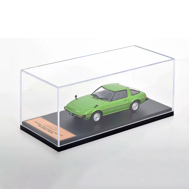 

Модель автомобиля Mazda Savanna из сплава в масштабе 1:43