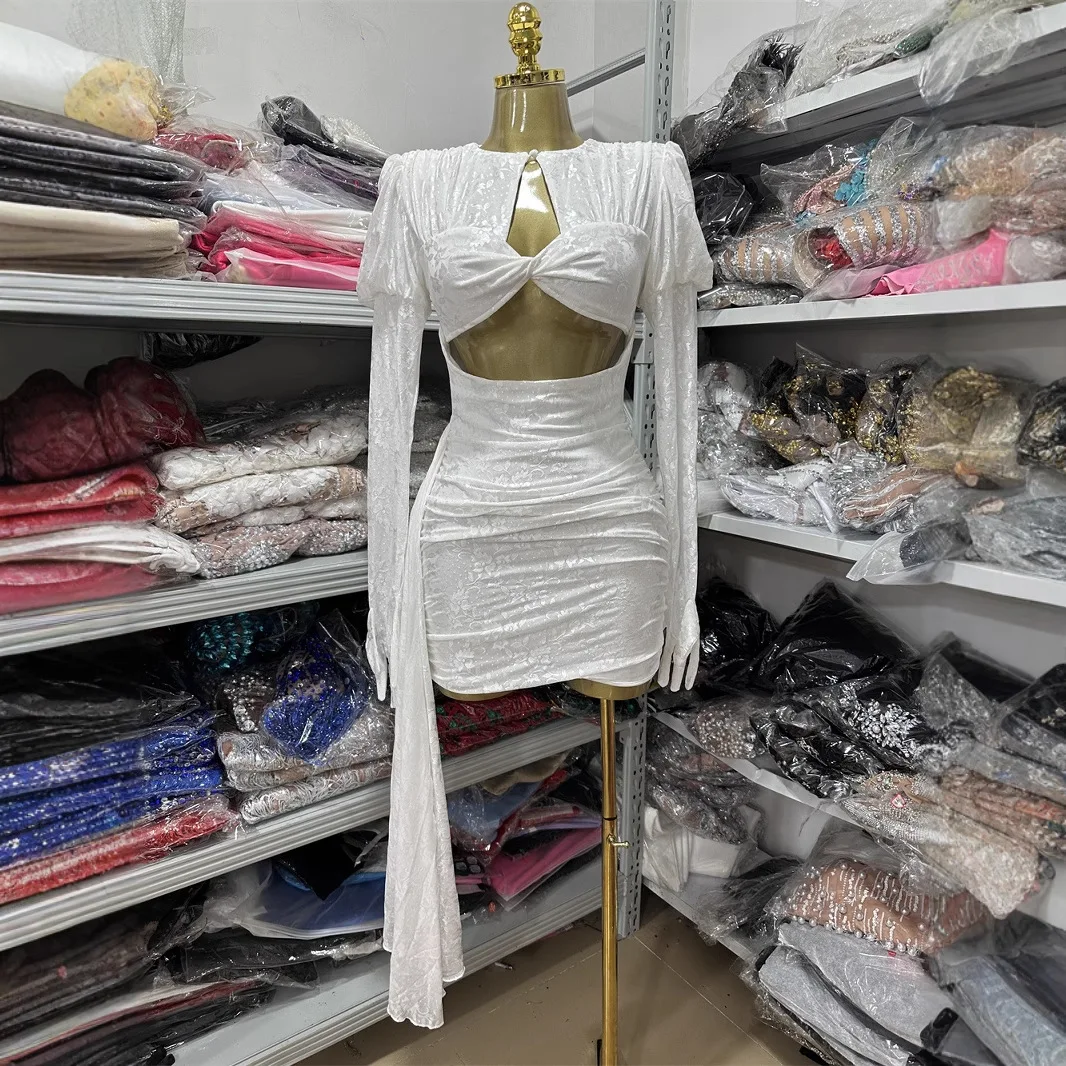 Weiße Kleider für Frauen, edle lange Handschuhe, Spitzenärmel, ausgeschnitten, figurbetont, Mini-Promi-Abend-Club-Partykleider von hoher Qualität