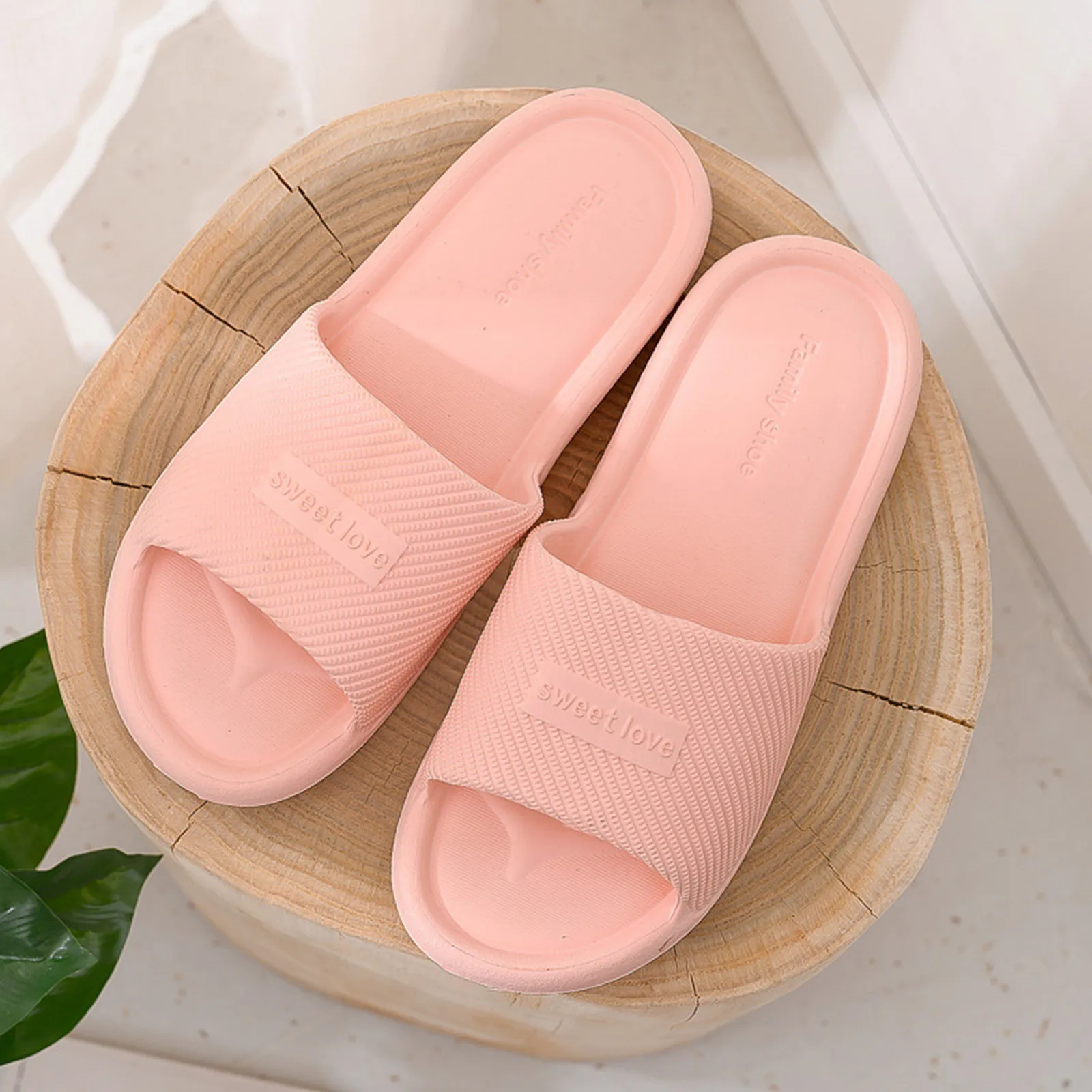 2024 New Slippers Women's Summer Herringbone Slippers Indoor Couples Home Bathroom Anti slip and Moisture proof Wearing Slippers