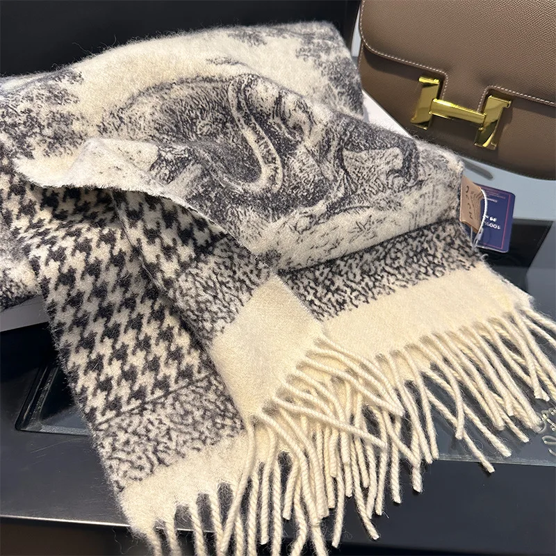 

Wool scarf shawl female zoo print light luxury fashion versatile autumn and winter thickened warm scarf