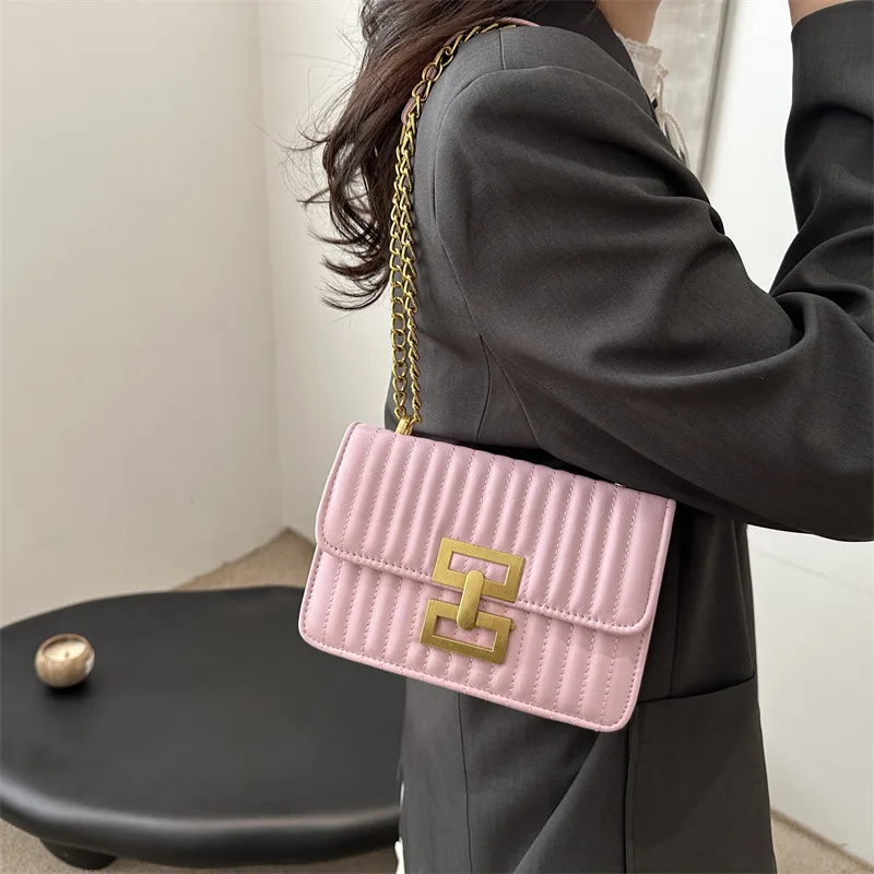 

Spring Solid Color Chain Bag Luxe Underarm Purse for Women Vintage Shoulder Tote Chic Crossbody Bag Elegant Day-to-Night Bag​