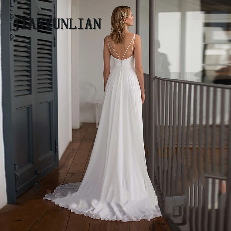 Customized Spaghetti Straps V Neck Criss-Cross Wedding Dress Sweep Train Chiffon Bride Gown Robe De Mariée Beach Wedding Gown