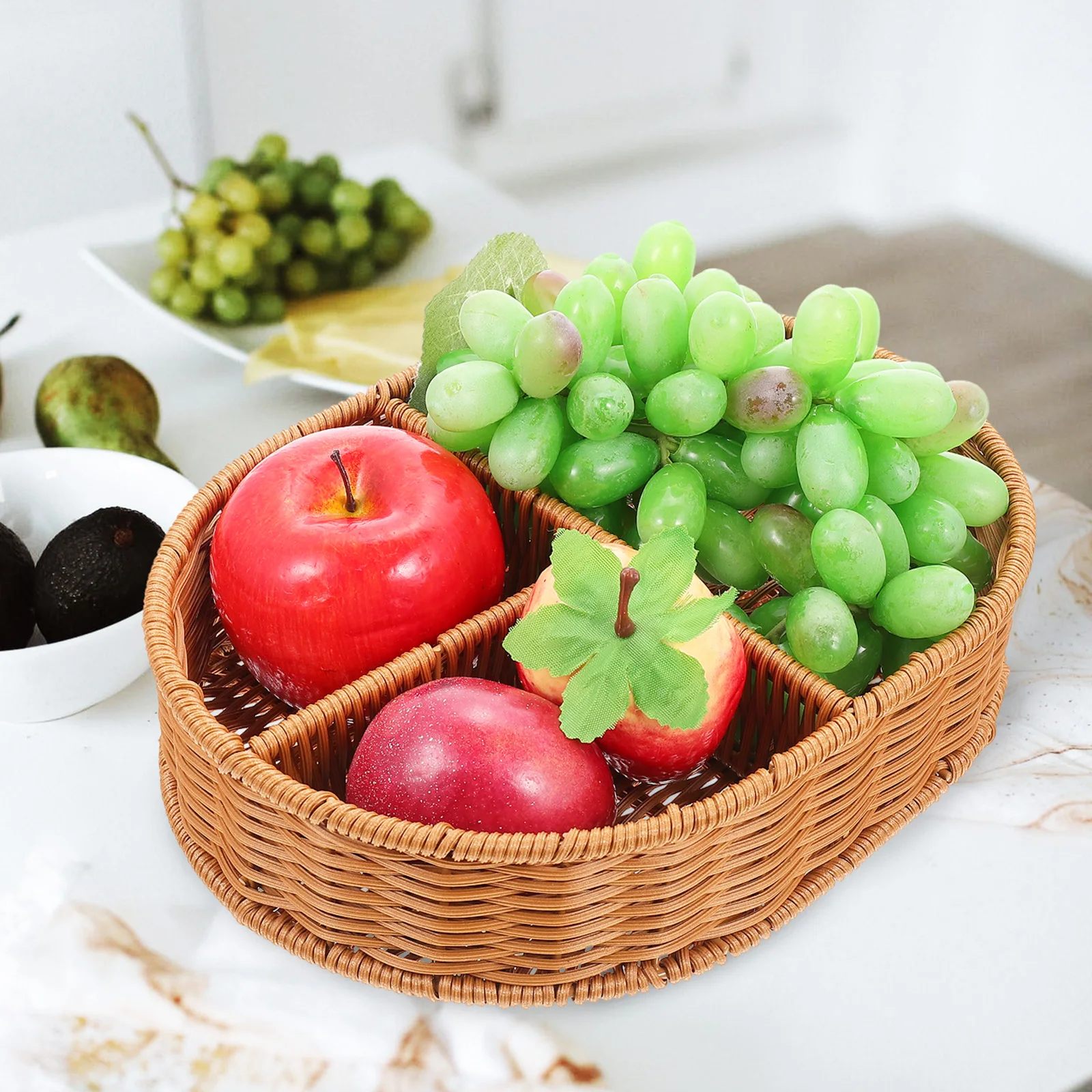 

Woven Fruit Basket with Compartment for Snacks Dried Fruits Kitchen Storage Multi-functional Holder Easy Clean Lightweight