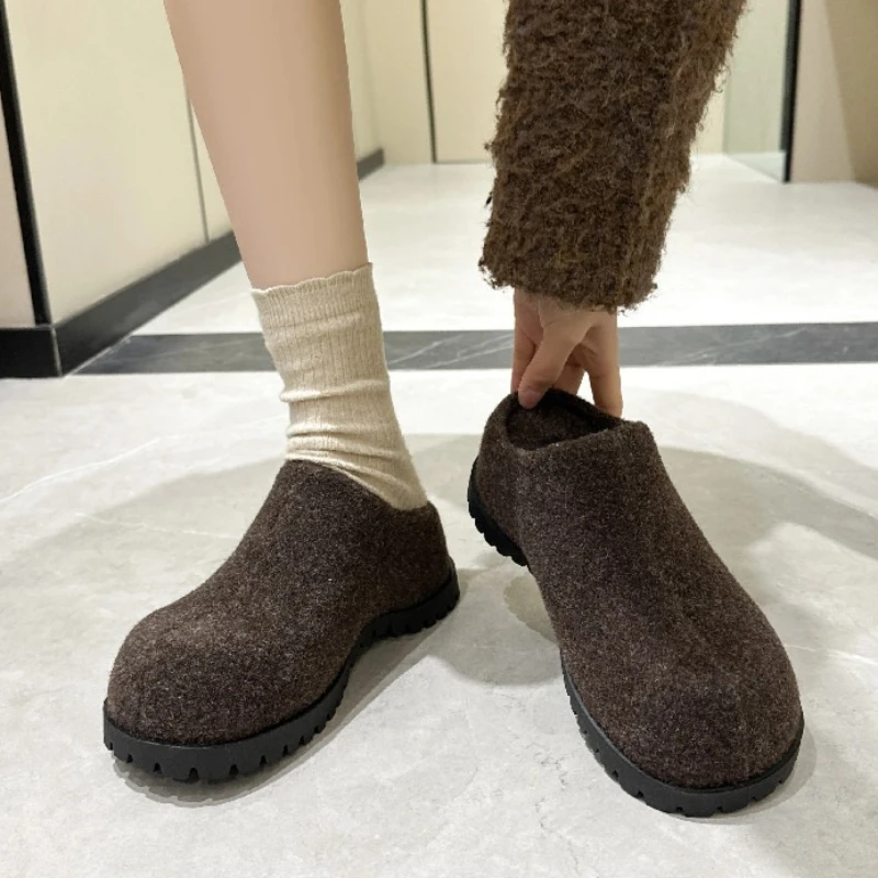 

Designer Women's Platform Slippers Fashion Round Toe Flannel Design Comfort Fall Women's Shoes Lightweight Outdoor Casual Shoes