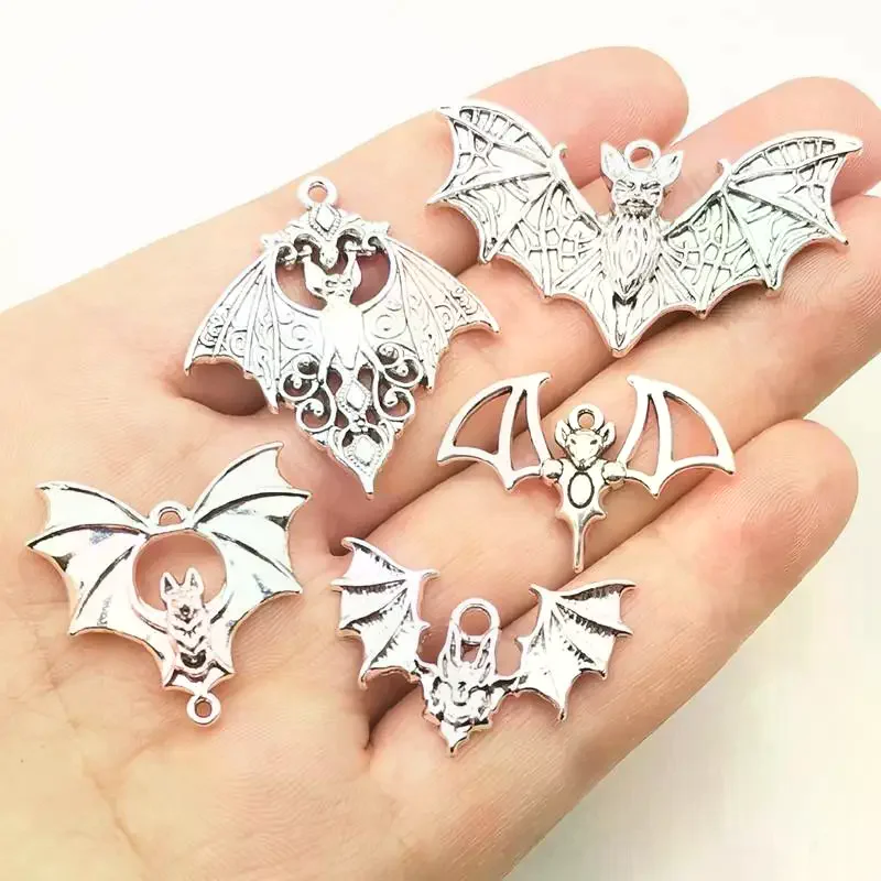4pcs Gothic Vampire Bat Charm Retro Bat Halloween Pendant Designer Charms For Jewelry Making DIY Jewelry Findings