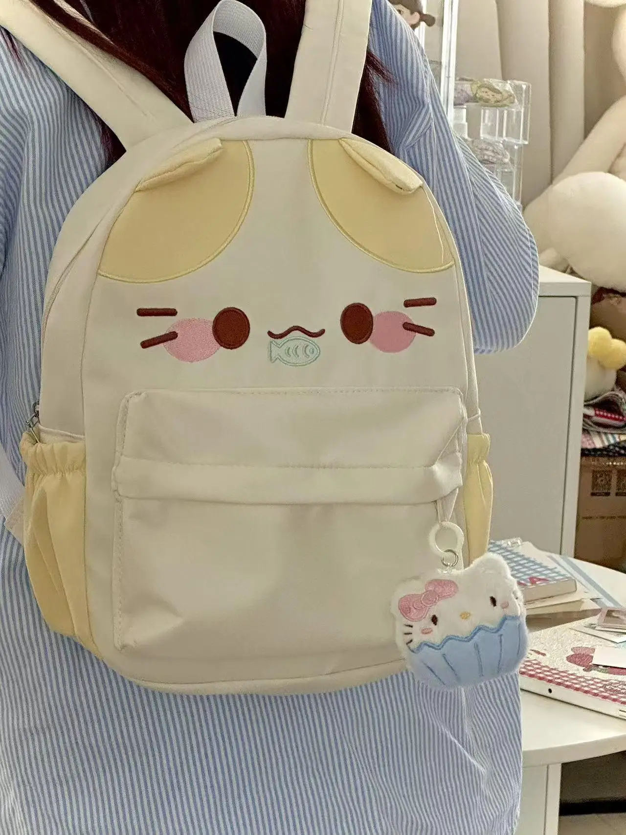 Mochila  Bordada Estilo Coreano com Gato Comendo Peixe, Colorida e Doce, Bolsa Escolar para Meninas, Mochila de Duas Alça...