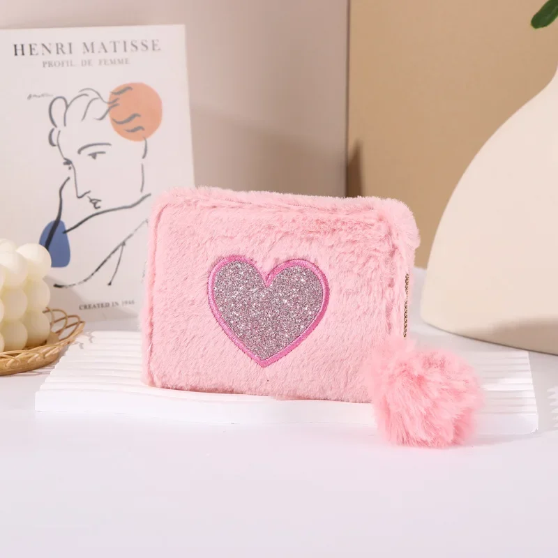 Women Mini Plush Embroidery Cute Heart Pattern Short Wallet Fashionable Coin Purse Ladies Fluffy Credit Card Wallet