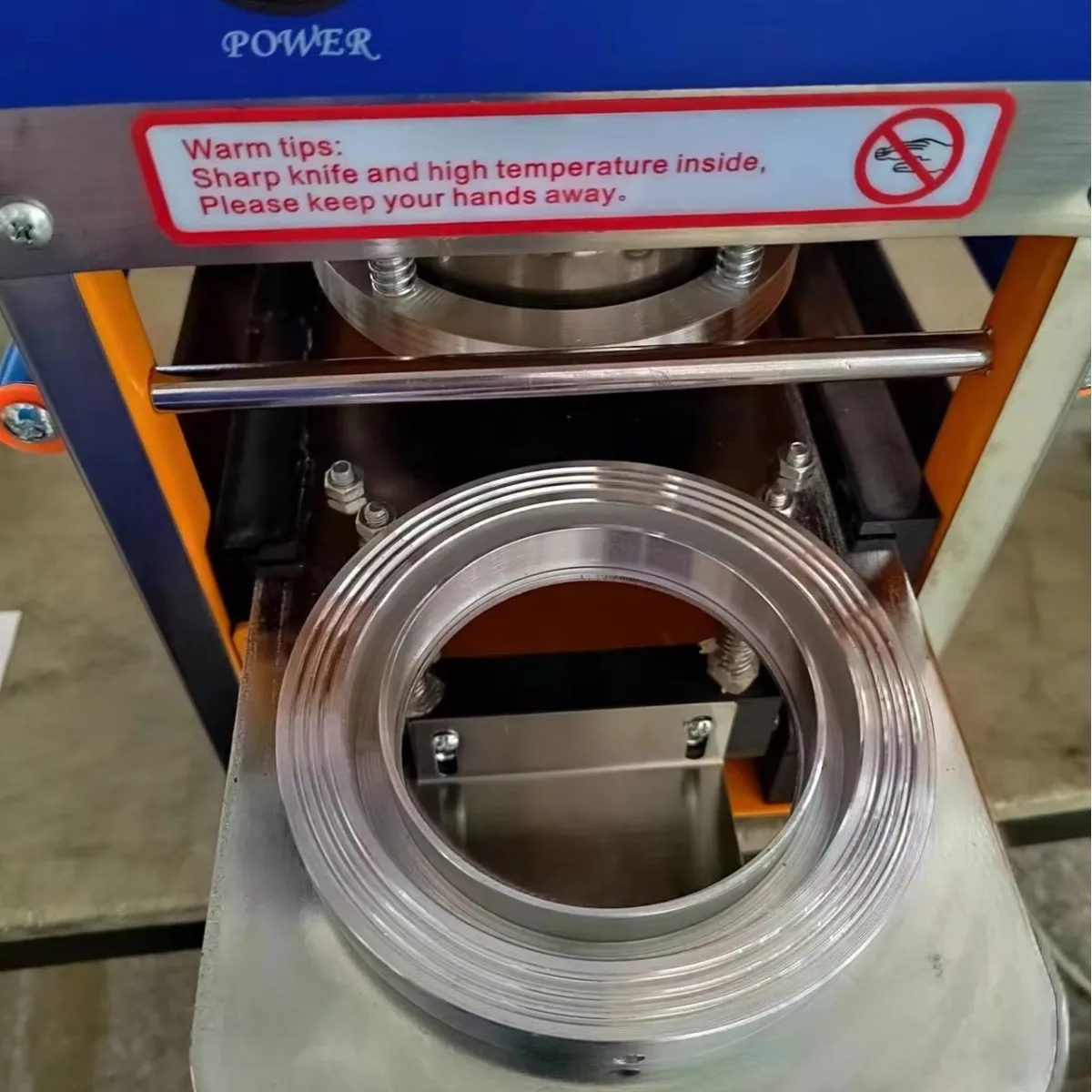 Mesin Penutup Gelas Semi-Otomatis untuk Meja Kerja 95/75mm |   Untuk Gelas Plastik 8oz 12oz 16oz 20oz |   Penyegelan Cepat untuk Toko Minuman