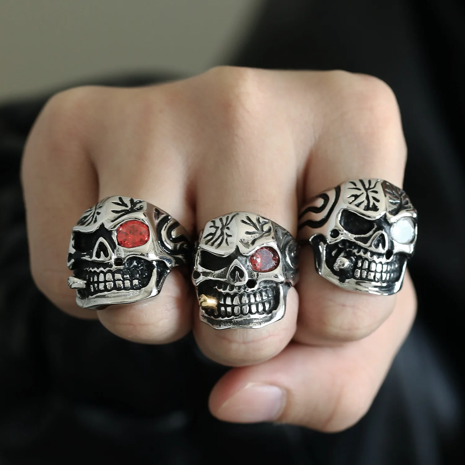 Red Eye Smoking Skeleton Men Ring 7/8/9/10/11/12/13/14 Stainless Steel Male Pipe Skull Finger Jewelry Wholesale Drop Shipping