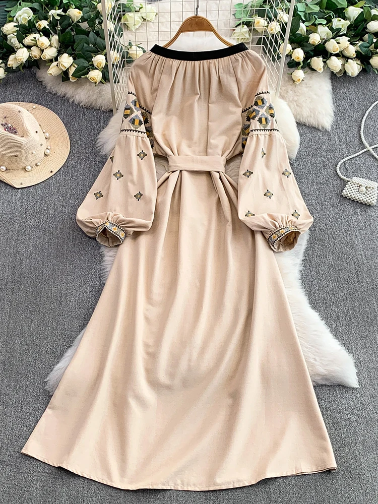 女性エスニックドレスレトロボヘミアン刺繍花柄刺繍Oネックランタンスリーブ秋包帯ミッドレングスVestidos DS240
