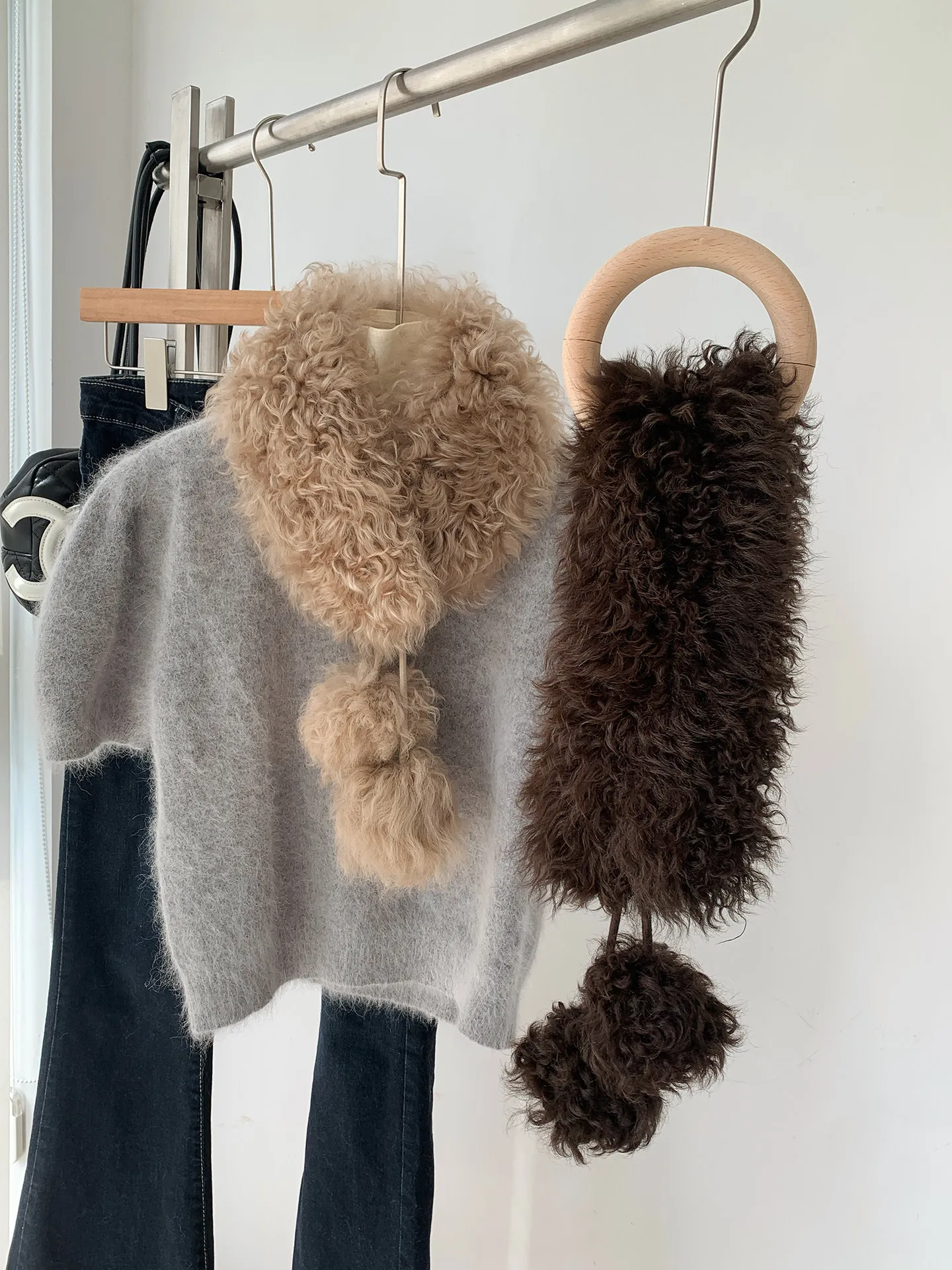 New Magnetic Buckle Real Lamb Fur Hair Scarves Sweet Fluffy Collar Cute Scarf for Women Autumn Winter  Neck Warmer
