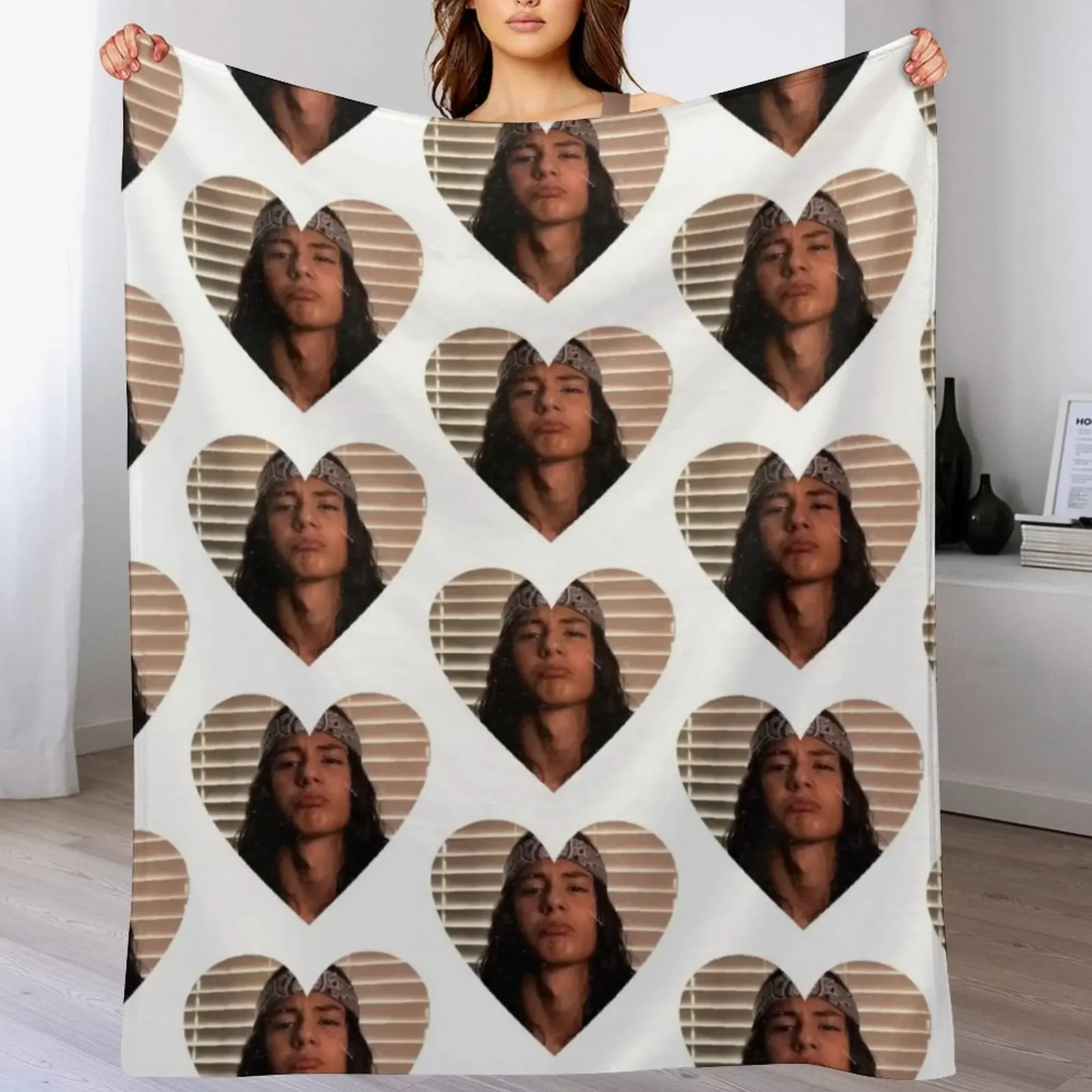 

New Miguel Cazarez mora Throw Blanket Personalized Gift warm for winter Luxury Thicken Blankets