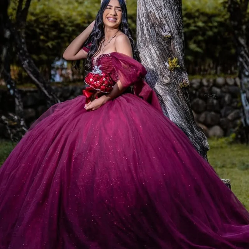 Vinho personalizado vermelho quinceanera vestidos fora do ombro lantejoulas cristal apliques laço arco cauda longa vestido 15 quinceanera