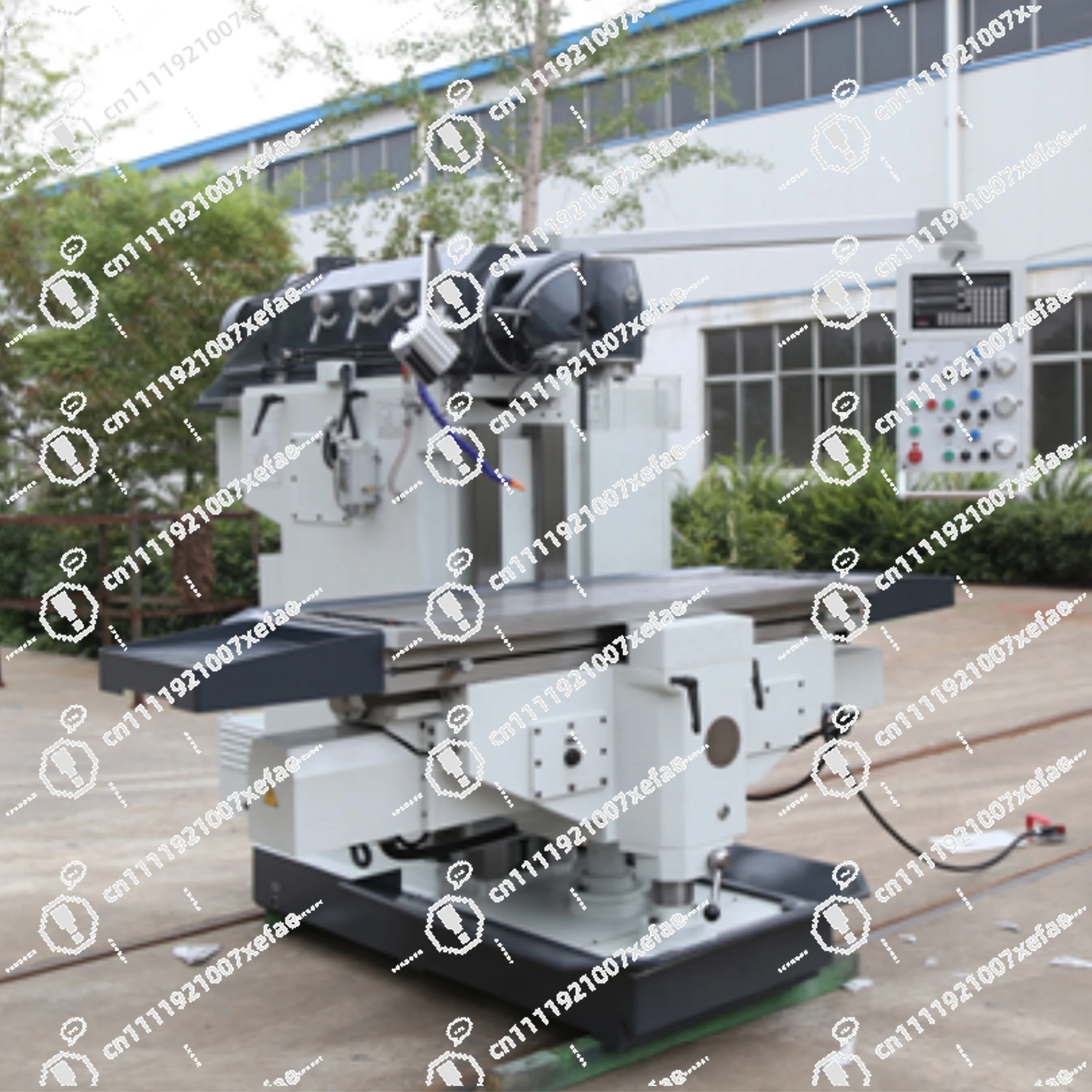 Automatic URM50/1 Medium Steel Numerical Control Stamping Vertical Universal Metal Milling Machine