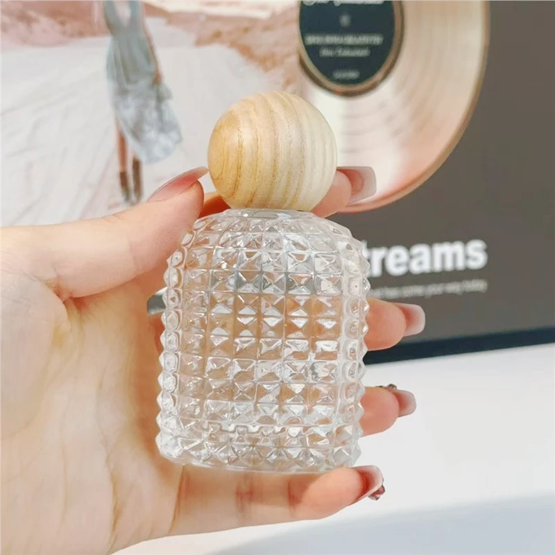 30/50/100ML Travel Perfume Atomizer Portable Pineapple Shape Dispenser Refillable Transparent Spray Bottles Wood Empty Bottles