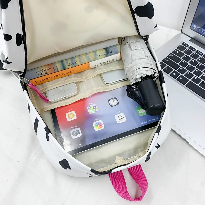 Mochila con estampado de dibujos animados de Hello Kitty para niñas, campus japonés de Instagram, almacenamiento para estudiantes de gran capacidad, versátil, blanco, nuevo estilo