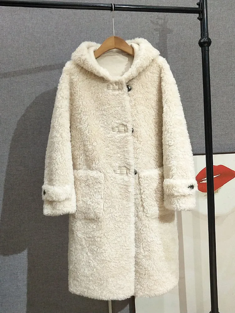 النساء الشتاء سميكة الدافئة الأغنام الحقيقي الفراء معطف طويل مقنعين 100% معطف الصوف Vintage سيدة أنيقة فضفاضة تناسب مستقيم معطف واقٍ من المطر