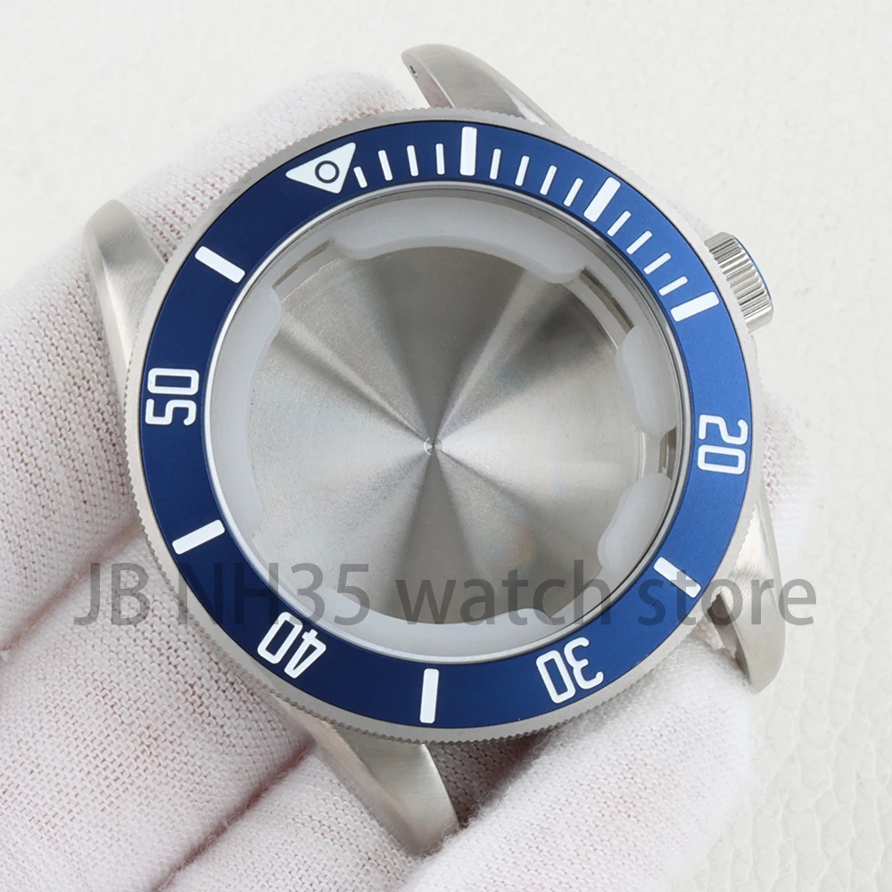 

Miyota 8215 Case 42.5MM 316L Stainless Steel Watch Case Sapphire Glass 100M Water Resistant For Miyota 8215 Movement 31.8MM Dial