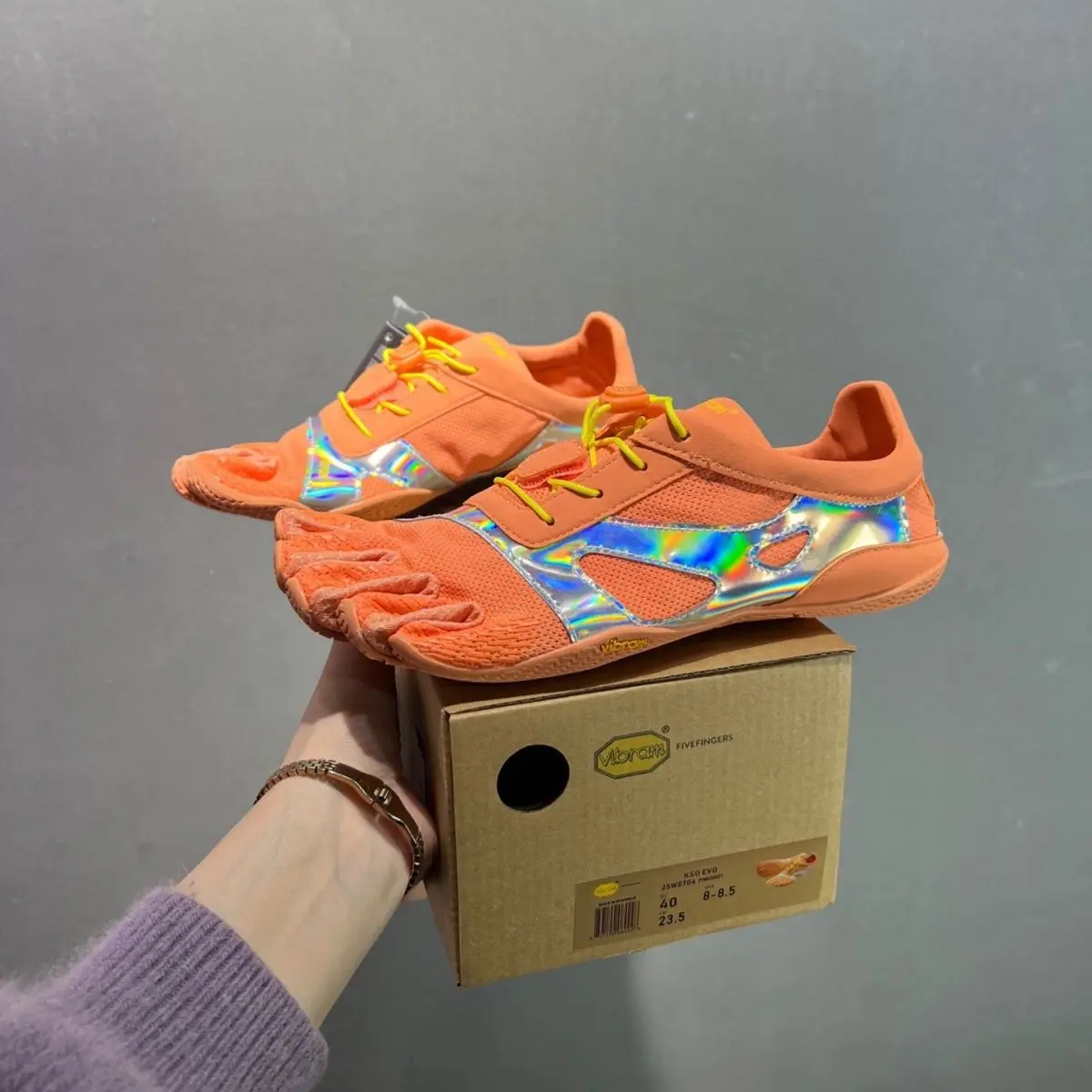 2025 new lightweight weightlifting shoes men's and women's non-slip squat shoes five fingers weightlifting shoes sports shoes