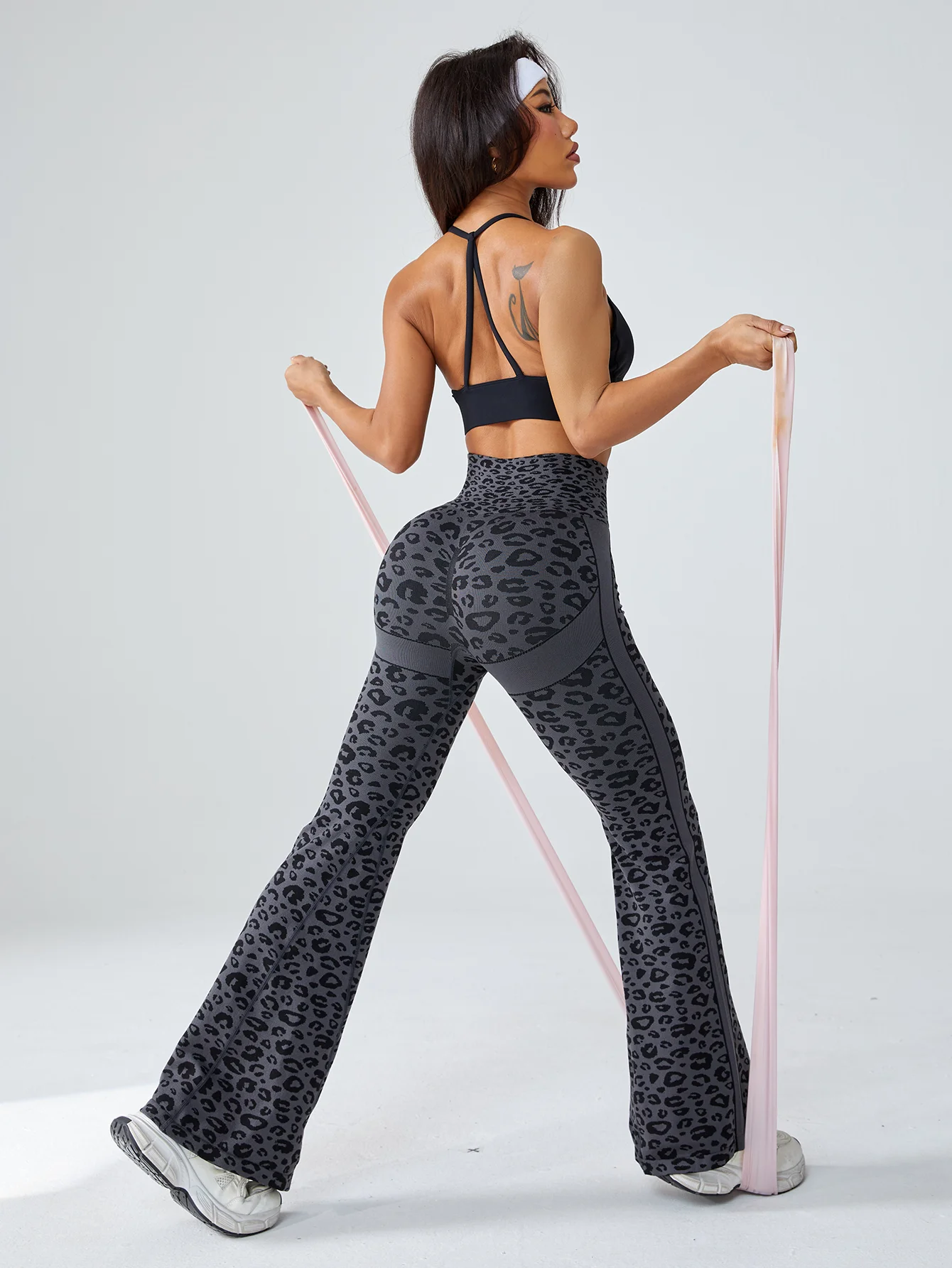 Mallas sin costuras de cintura alta para gimnasio para mujer, pantalones Retro con estampado de leopardo, mallas ajustadas para correr, pantalones acampanados, mallas de Yoga